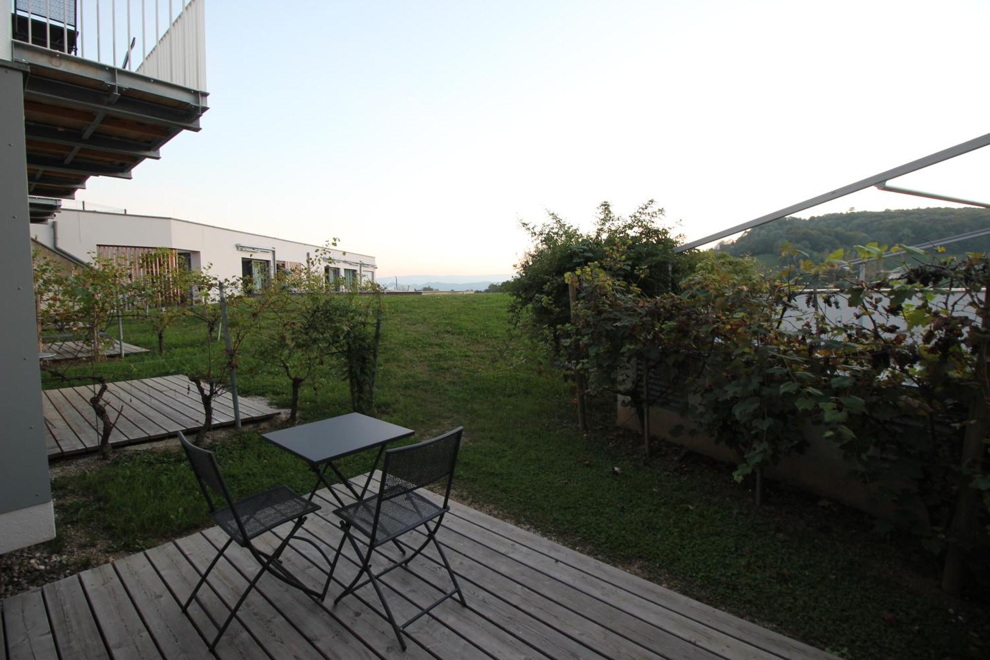 Hideaway An Der Weinstrasse - Pool & Sauna - Apartments Anderlage 스피에펠트 객실 사진